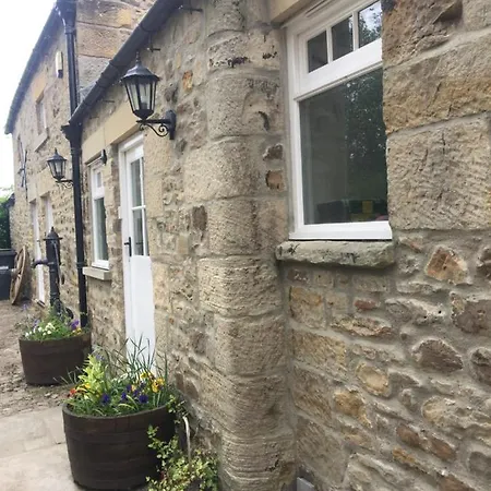 بيت للعطل Mill Race *